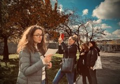 Pani Marta Piotrowska objaśnia szczegóły historyczne