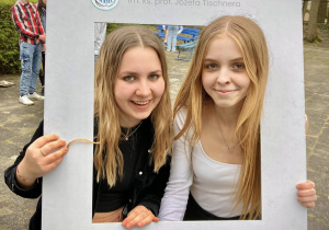 Portret uczennic Tischnerówki podczas Drzwi Otwartych Szkoły