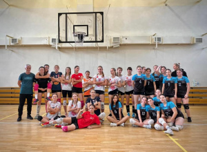 Sparing naszej drużyny z reprezentacją siatkarek z 47 LO