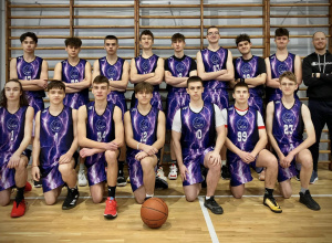 Szkolna drużyna koszykówki XXIII LO