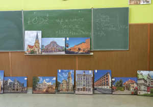 wysawa plansz ze zdjęciami zabytków Łdzi, różne stle architektury, sala nr.5
