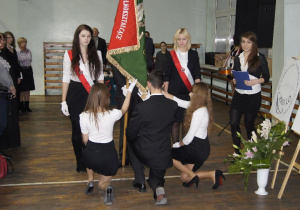 Przekazanie pocztu sztandarowego liceum